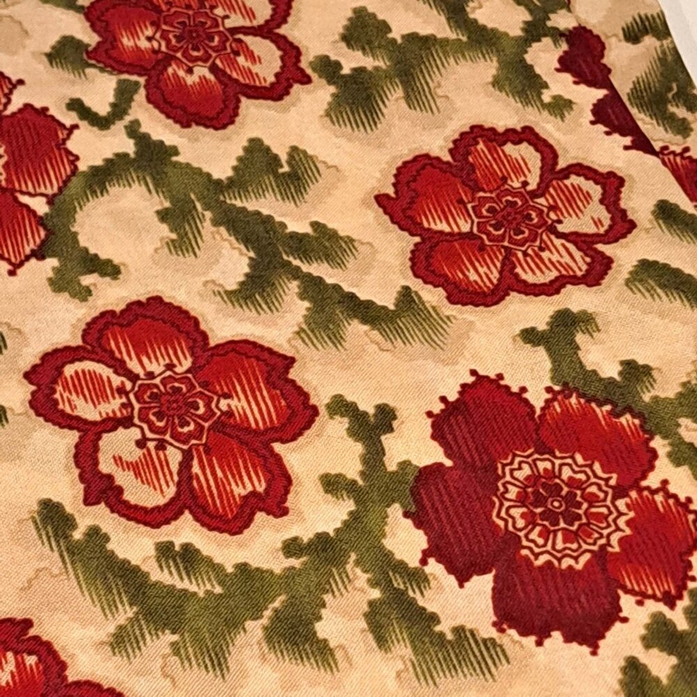 Fork art Christmas II tan background with red flowers and green vines - Picture 5 of 6